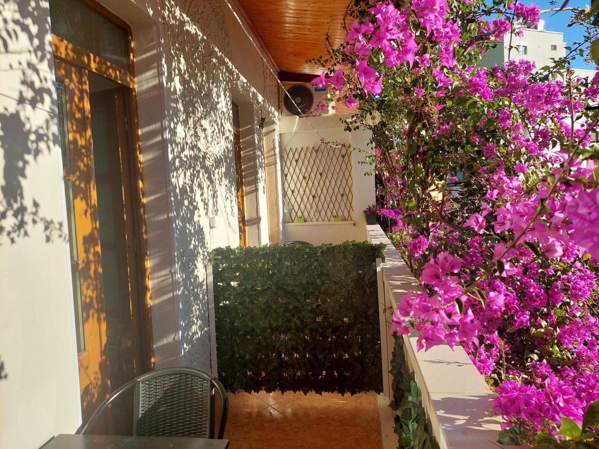 Godard Apartments Vlorë 外观 照片